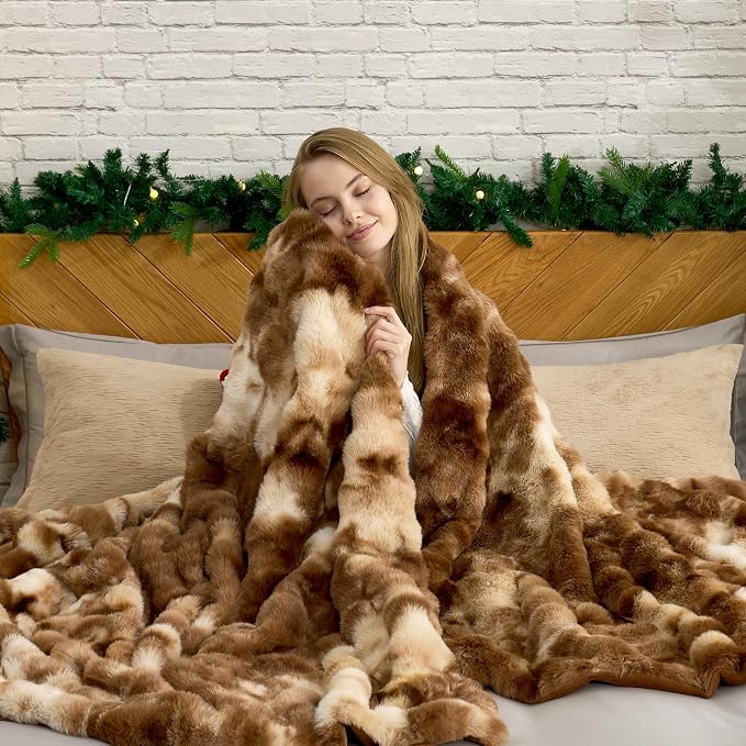 Cozy Bliss Faux Fur Throw Blanket - Image 4