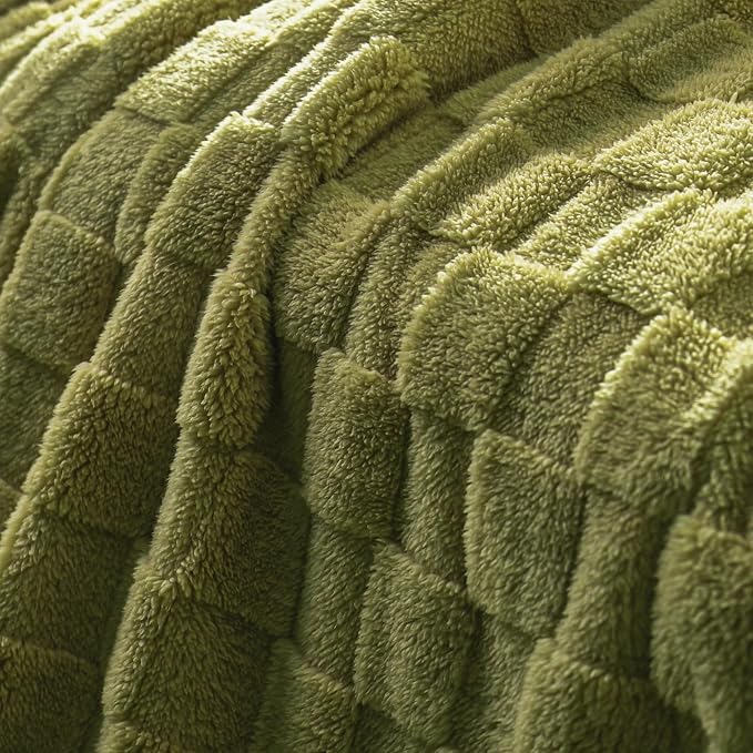 Exclusivo Mezcla Queen Size Flannel Fleece Blanket, Super Soft and Warm - Image 4
