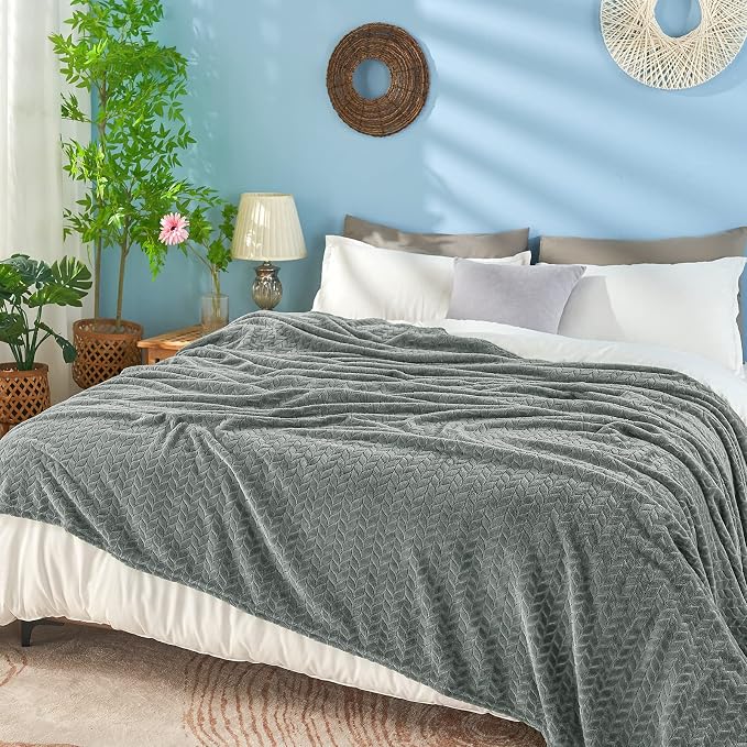 inhand Grey Fleece Queen Blanket - Image 4