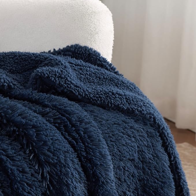 Bedsure GentleSoft Fuzzy Faux Fur Twin Blanket, Soft Sherpa Fleece Plush Warm - Image 4
