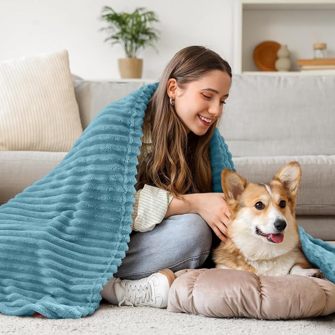 BEDELITE Fleece Throw Blanket for Couch – 3D Ribbed Jacquard Soft and Warm - Image 7