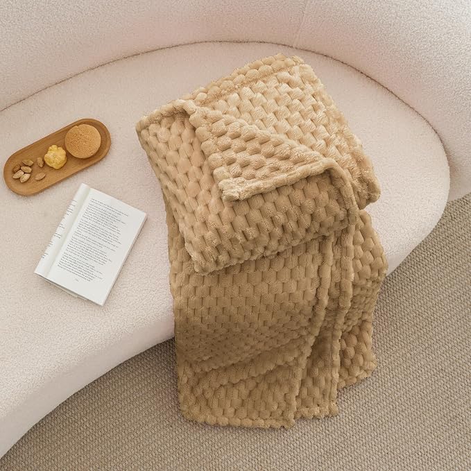 BEDELITE Fleece Blanket - Image 6