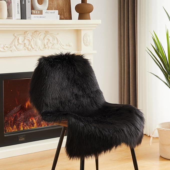 AMTOVO Faux Fur Rug, Fluffy Sheepskin Rug, Fuzzy Ultra Soft 2 x 3 ft Shag Rugs - Image 5