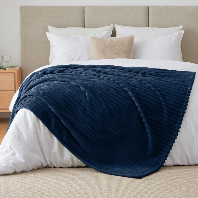BEDELITE Blankets Queen Size for Bed, 300GSM Soft & Warm Fleece Blanket - Image 7