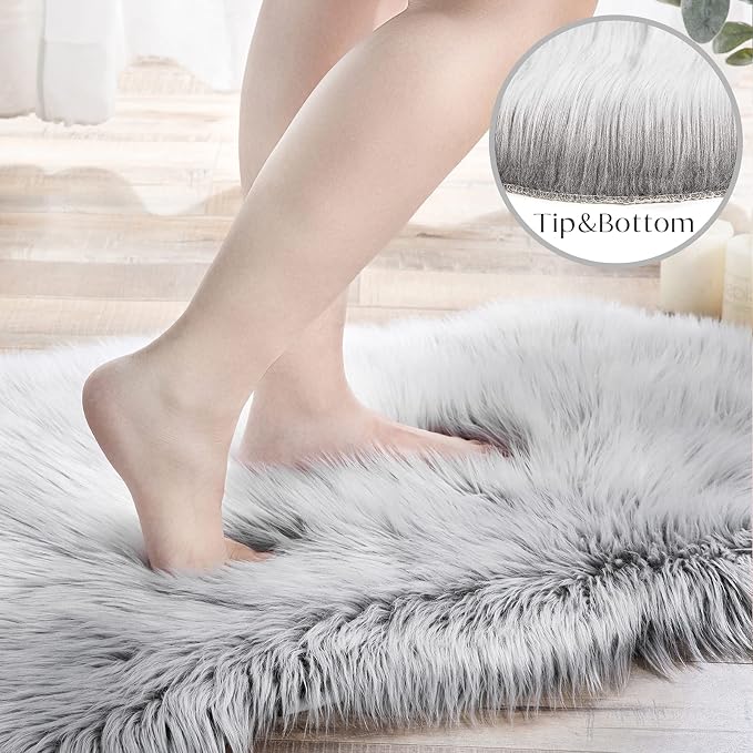 Ashler faux fur rug, Fluffy Shaggy Area Rug Ultra Soft 3 x 3 Feet Round Fur Rug - Image 3