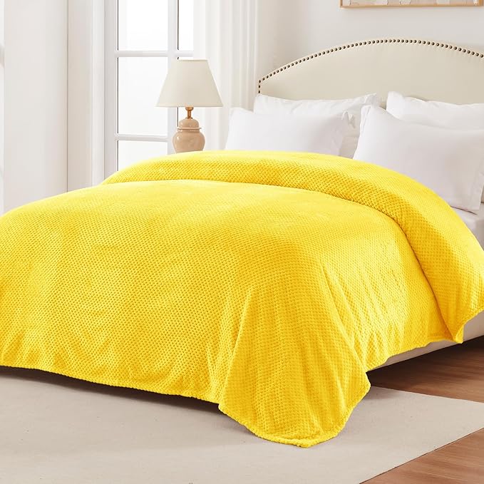 Exclusivo Mezcla Fleece Bed Blanket Twin Size, Super Soft and Warm Blankets - Image 5