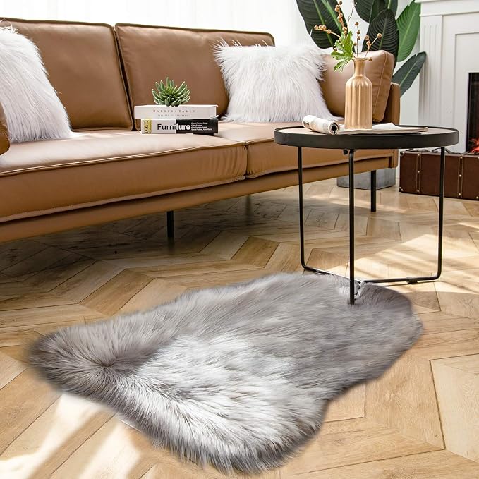 Ashler faux fur rug, Fluffy Shaggy Area Rug Ultra Soft 2 x 3 Feet Sheepskin Fur - Image 3
