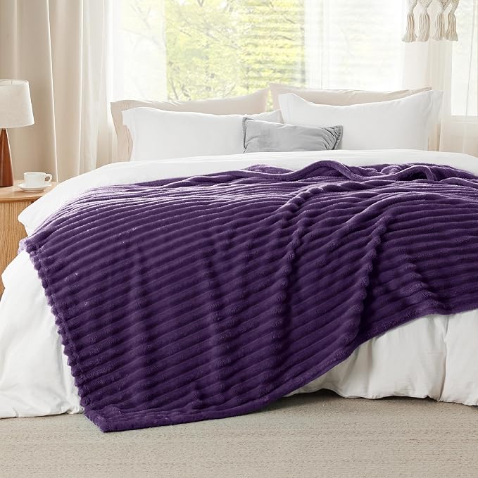 Bedsure GentleSoft Purple Full Blanket - Image 8