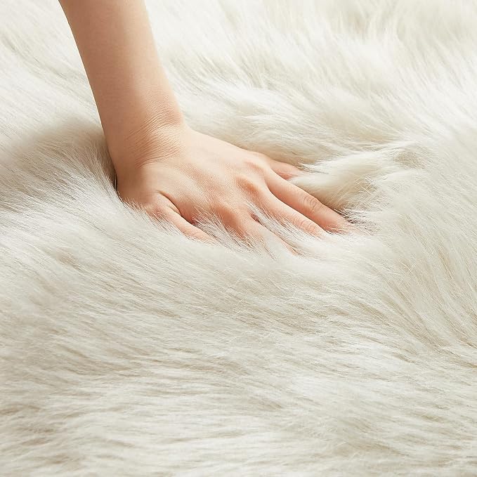 AMTOVO Faux Fur Rug, Light Grey Area Rug, Fluffy Sheepskin Rug, Fuzzy Ultra - Image 6