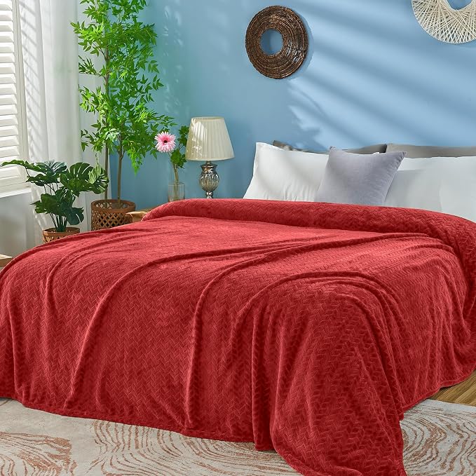 inhand Fleece Twin Blanket for Bed Ruby red Throw Blanket for Couch Super Soft - Image 4