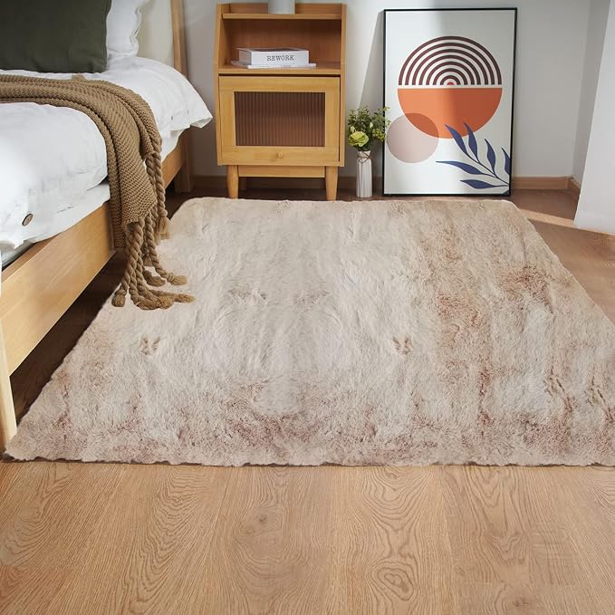 Ghouse Ultra Soft Faux Rabbit Fur Rug 4x6, Machine Washable Area Rugs by Ghouse