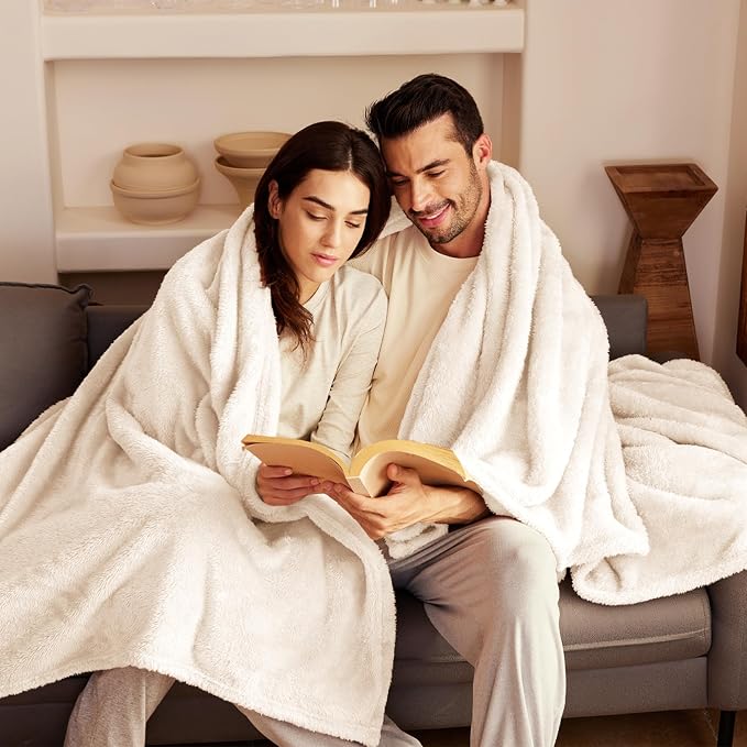 Exclusivo Mezcla Plush Fuzzy Fleece Bed Blanket King Size, Super Soft, Fluffy - Image 2