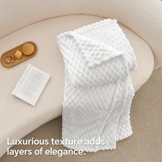 BEDELITE Fleece Throw Blanket for Couch & Bed - Image 6