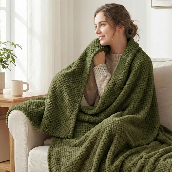 Exclusivo Mezcla Fleece Throw Blanket Extra Large, Super Soft and Warm Blankets - Image 2