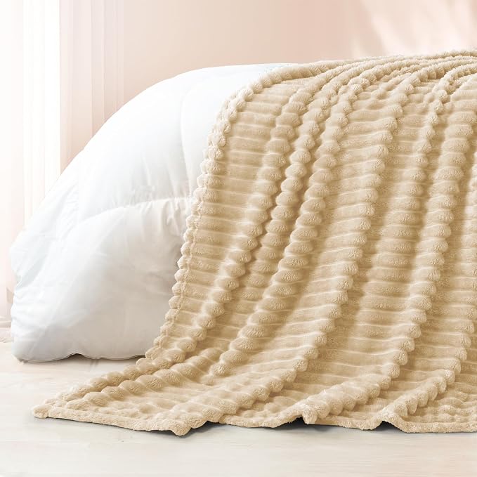 Exclusivo Mezcla Striped Queen Size Fleece Blanket - Image 6