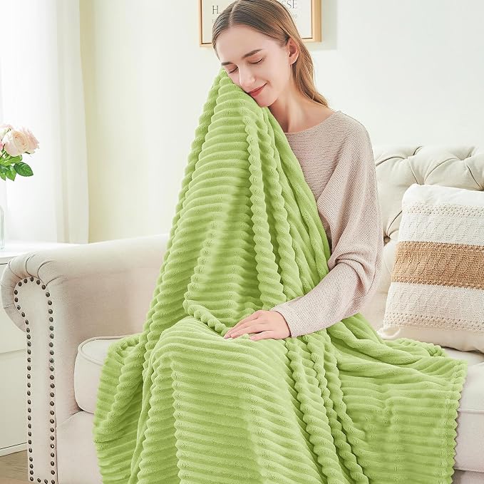 BEDELITE Fleece Throw Blanket for Couch – 3D Ribbed Jacquard Soft and Warm - Image 4