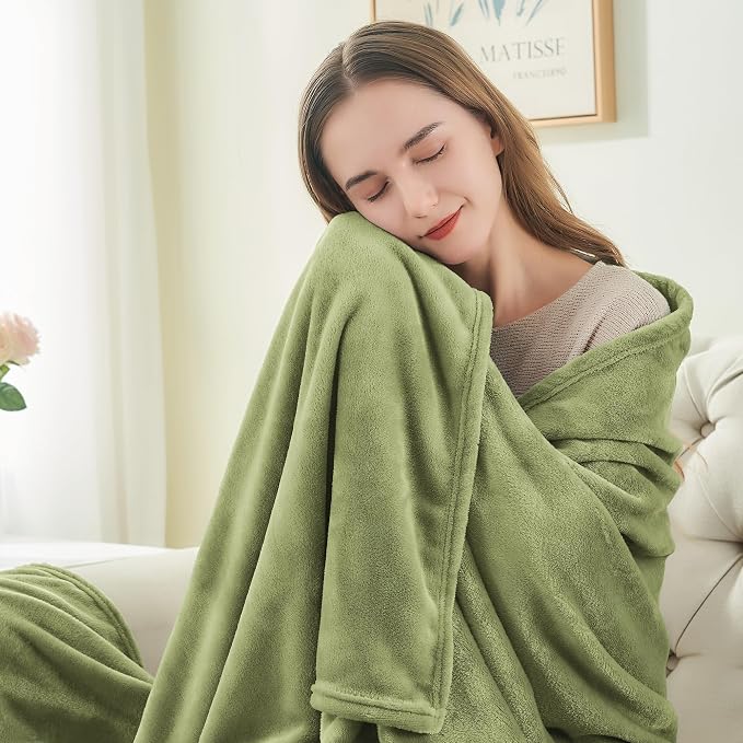 BEDELITE Fleece Blanket Sage Green Throw Blanket - Image 2