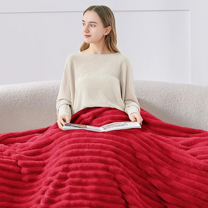 BEDELITE Blankets Queen Size for Bed, 300GSM Soft & Warm Fleece Blanket - Image 3