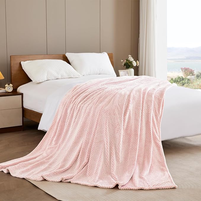 Exclusivo Mezcla Fleece Bed Blanket Queen Size, Super Soft and Warm Blankets - Image 5