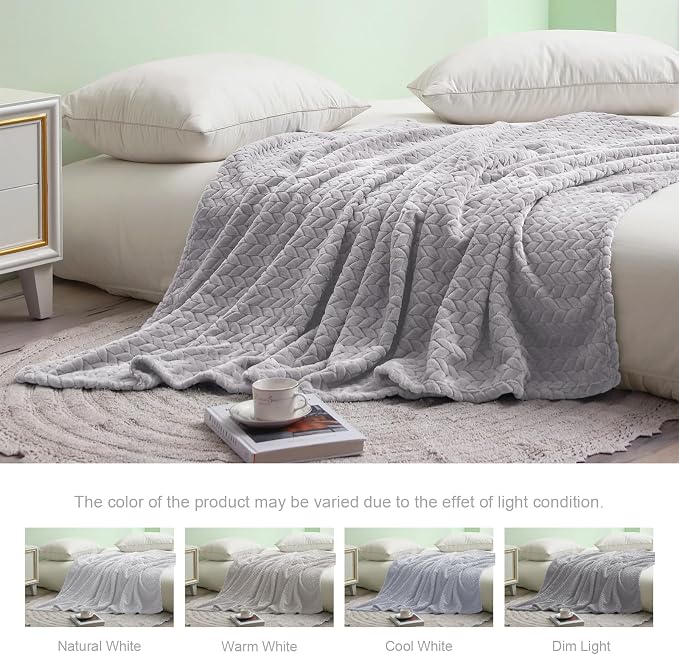 Exclusivo Mezcla Light Grey Fleece Queen Size Blanket - Image 5