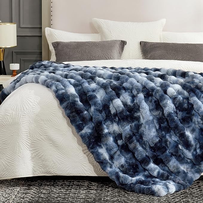 Cozy Bliss Faux Fur Throw Blanket - Image 3