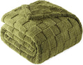 Exclusivo Mezcla Queen Size Flannel Fleece Blanket, Super Soft and Warm by ExclusivoMezcla