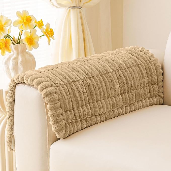 hyha Couch Covers for Dogs Washable, Non Slip Plush Dog Sofa Protectors by hyha