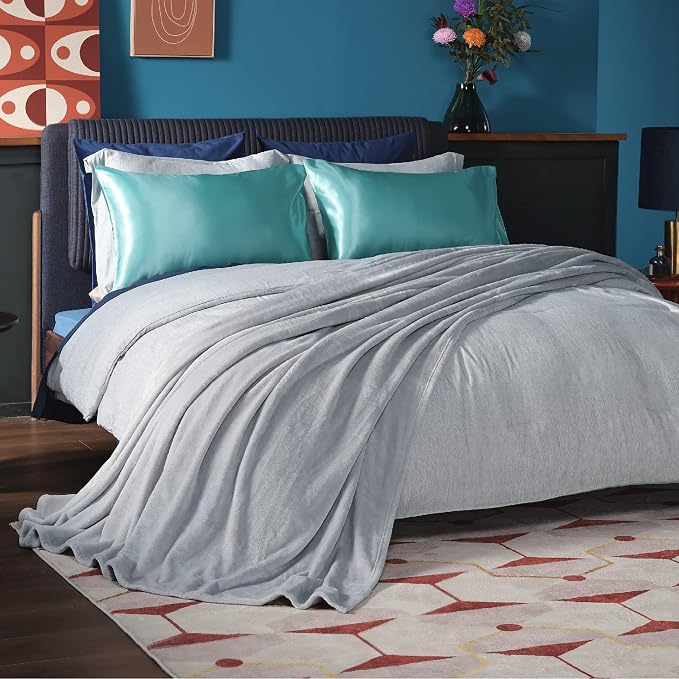 Bedsure GentleSoft Fleece Bed Blankets Full Size Light Grey - Image 2