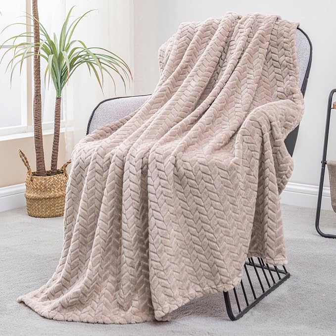 Exclusivo Mezcla Fleece Throw Blanket by ExclusivoMezcla