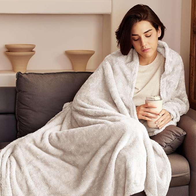 Exclusivo Mezcla Plush Fuzzy Fleece Bed Blanket Queen Size, Super Soft - Image 2