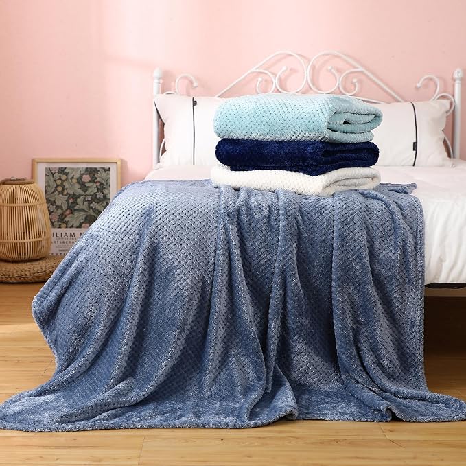Newwiee 4 Pcs Flanne Fleece Throw Blanket - Image 3