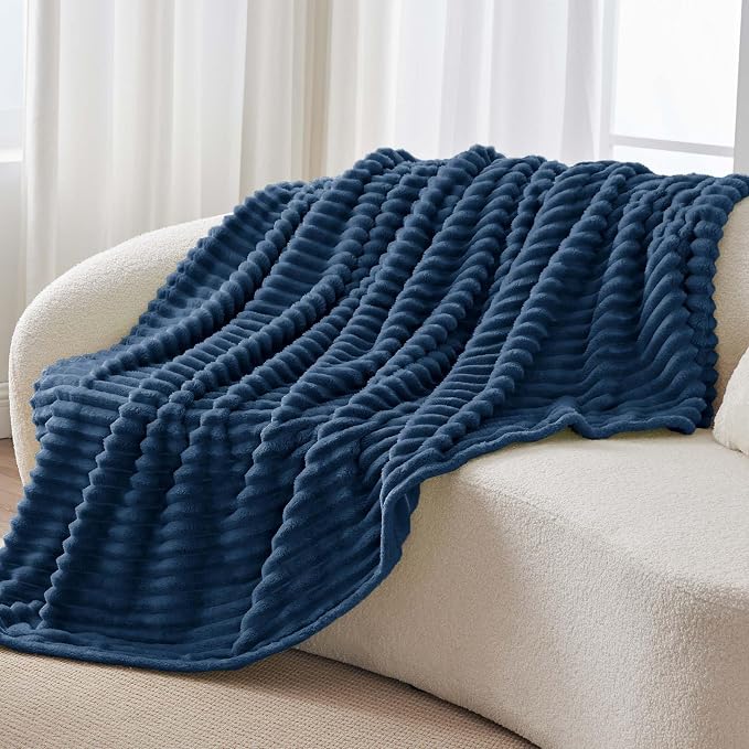 BEDELITE Fleece Throw Blanket for Couch - Image 7
