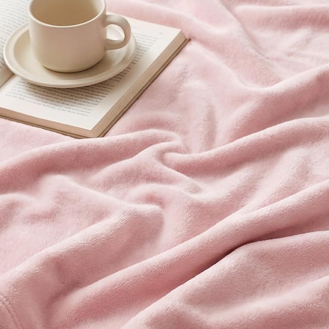 Bedsure GentleSoft Fleece Blanket Twin Size Pink - Image 5