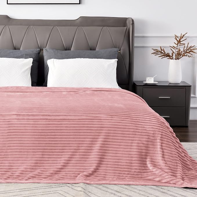 BEDELITE Fleece Throw Blanket for Couch – 3D Ribbed Jacquard Soft and Warm - Image 2
