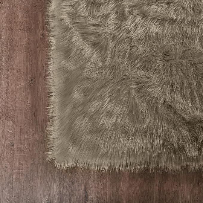 Goolela Area Rug 5x7 - Image 6