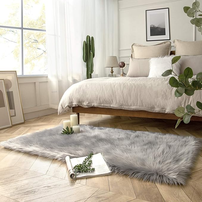 Ashler faux fur rug, Fluffy Shaggy Area Rug Ultra Soft 3 x 5 Feet Rectangle Fur - Image 2