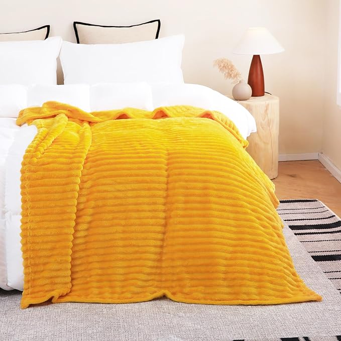 Gold Fleece Throw Blanket 50”×70” - Image 3