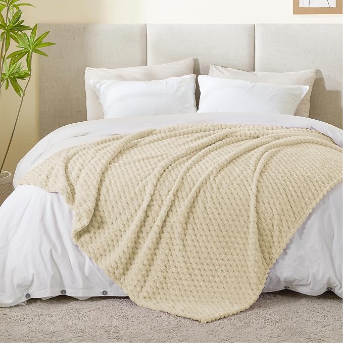 BEDELITE Fleece Throw Blanket for Couch & Bed - Image 5