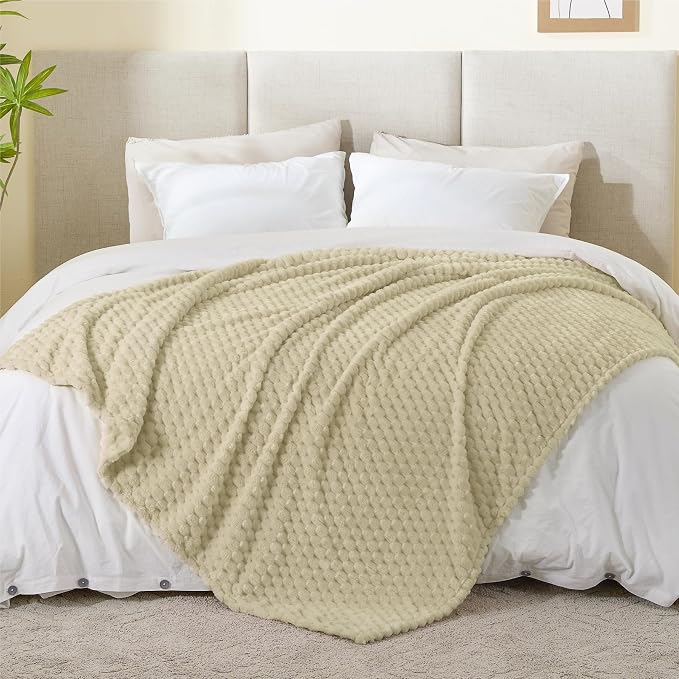 BEDELITE Fleece Throw Blanket for Couch & Bed - Image 7