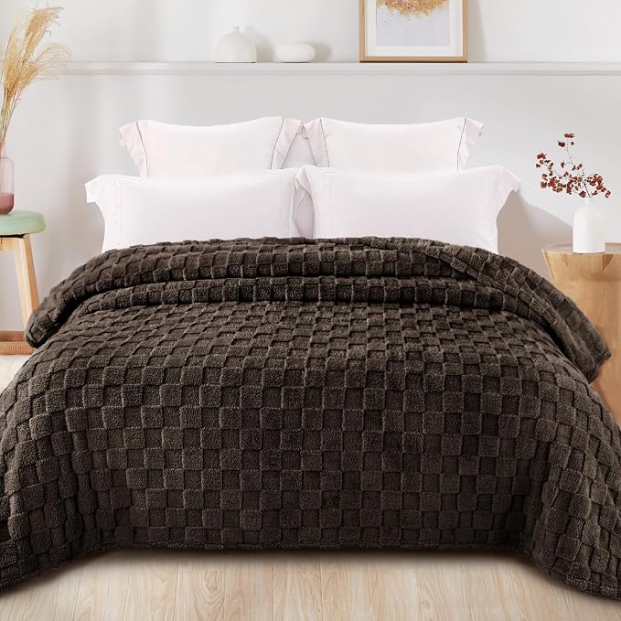 Exclusivo Mezcla Queen Size Flannel Fleece Blanket, Super Soft and Warm - Image 3