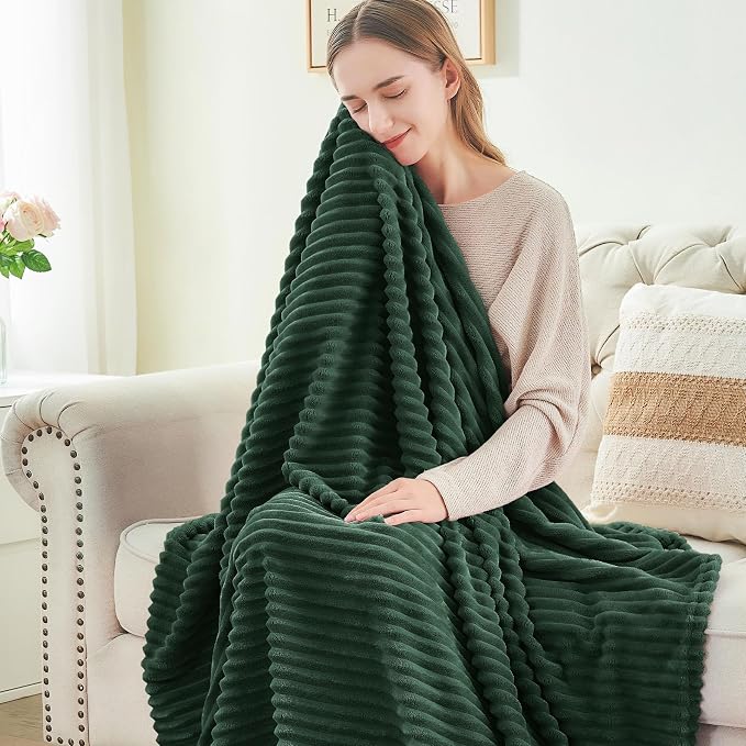 BEDELITE Fleece Throw Blanket for Couch – 3D Ribbed Jacquard Soft and Warm - Image 4