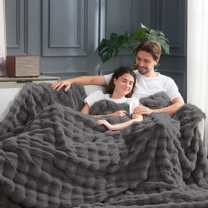 Cozy Bliss Faux Fur Bubble Throw - Image 6