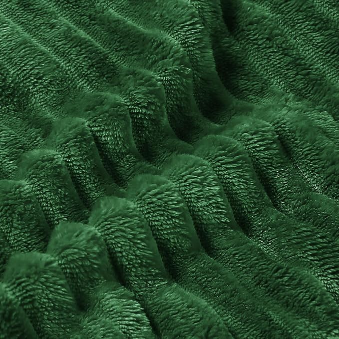 BEDELITE Fleece Blanket King Size – 3D Ribbed Jacquard Soft and Warm Decorative - Image 4