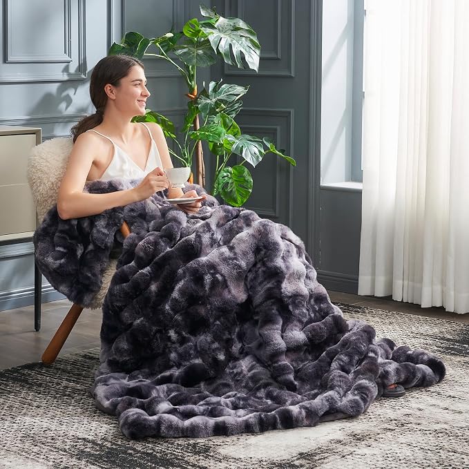 Cozy Bliss Faux Fur Throw Blanket - Image 2