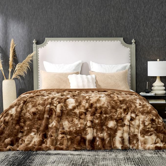 Cozy Bliss Faux Fur Throw Blanket - Image 5