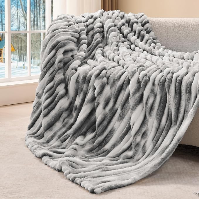 BEDELITE Twin Blanket for Couch & Bed, 300GSM Soft & Warm Fleece Blanket by BEDELITE
