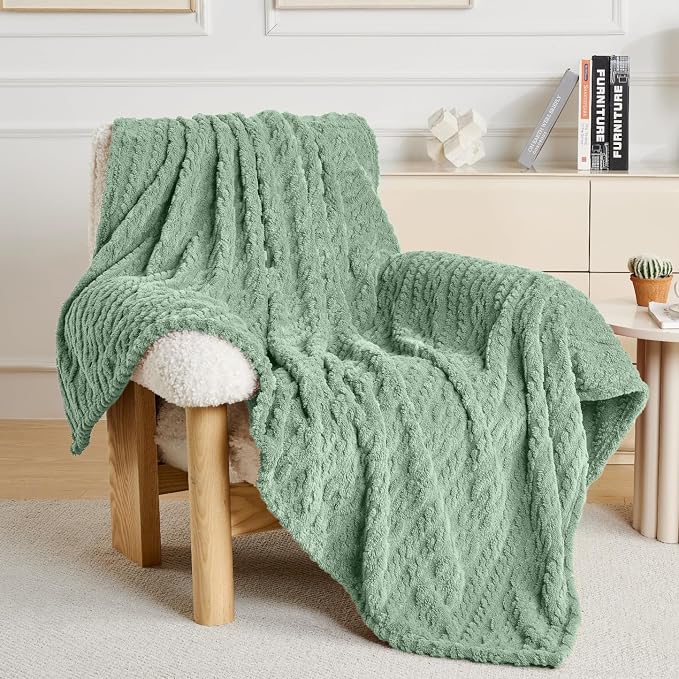 50x70 Inch Green Throw Blanket - Image 6