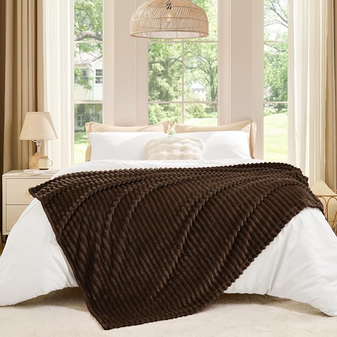 BEDELITE Fleece Throw Blanket for Couch – 3D Ribbed Jacquard Soft and Warm - Image 6