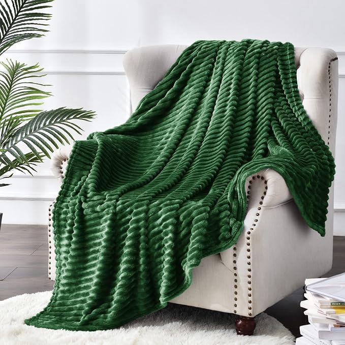 BEDELITE Fleece Throw Blanket for Couch – 3D Ribbed Jacquard Soft and Warm - Image 8
