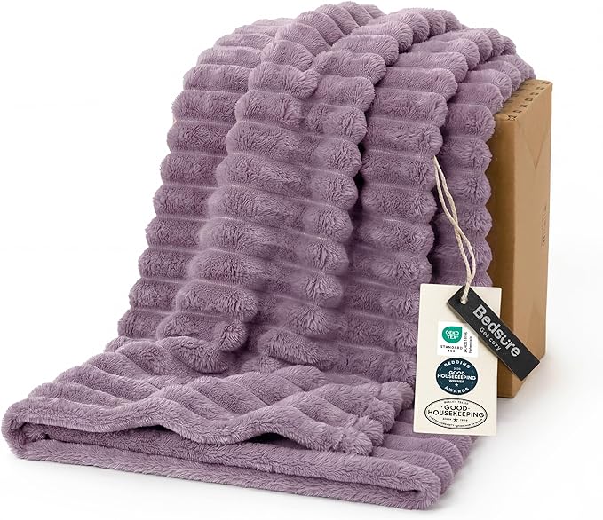 Bedsure GentleSoft Light Purple Twin Blanket by BEDSURE